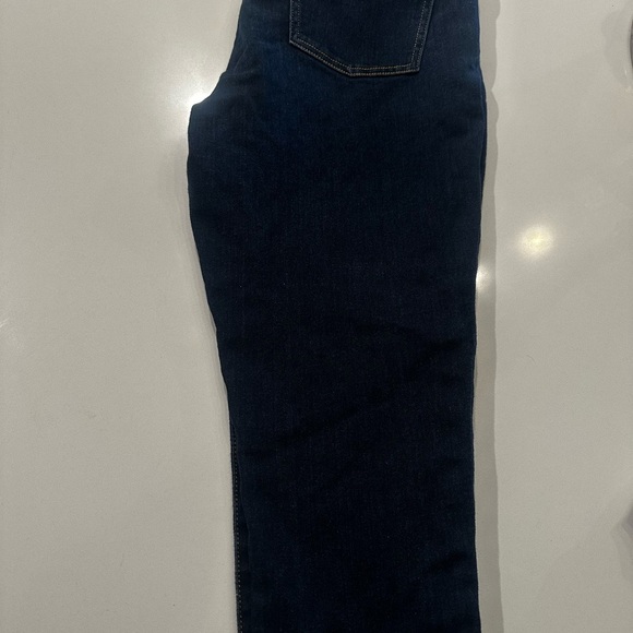 Women’s Michael Kors Capri’s - Picture 2 of 5